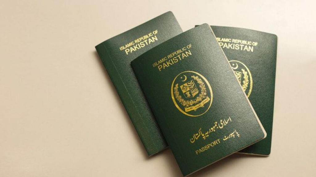 Как продлить пакистанский паспорт онлайн в Дубае и Абу-Даби