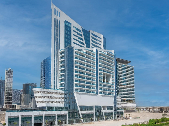 迪拜商业湾的海湾公寓